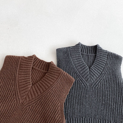 [2color / 80-130] Vネックレトロベストニット