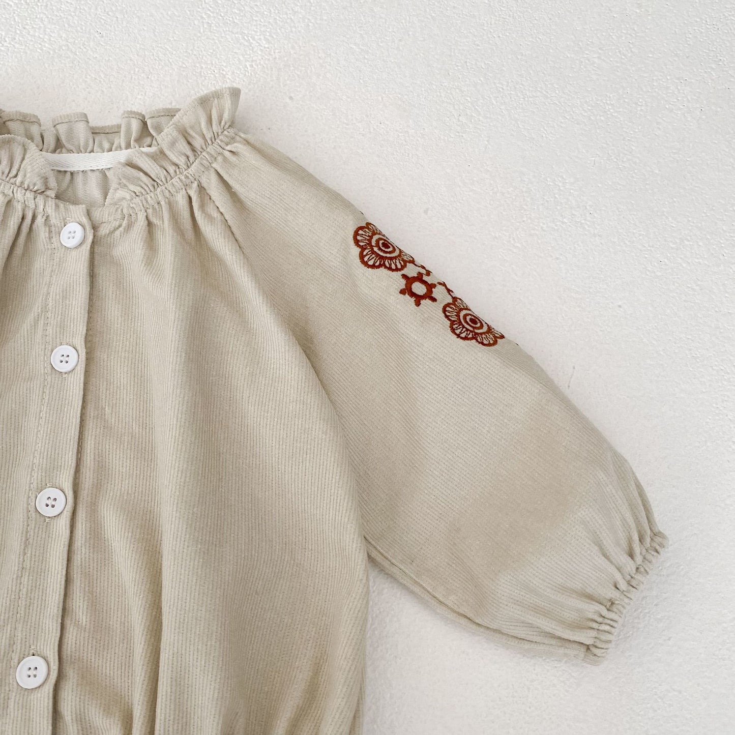 カントリースリーブ刺繍ロンパース(2color)