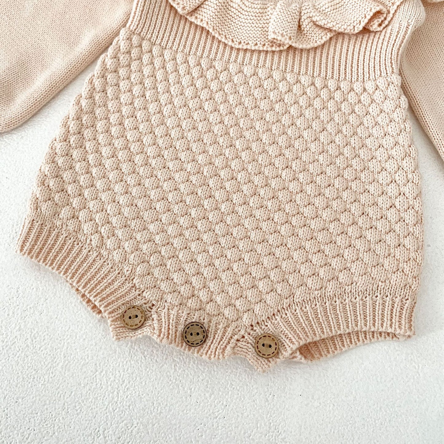 ベビークロッシェフラワーロンパース