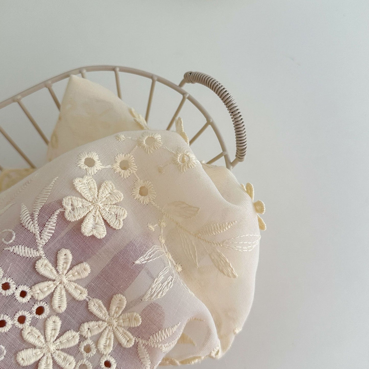 ベビーレースデザインボンネット(4color)